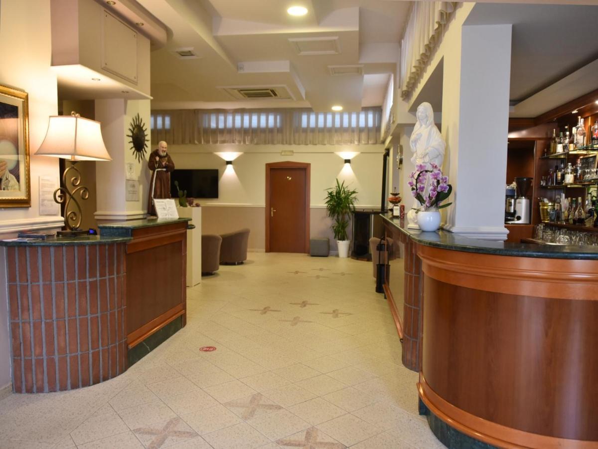 Hotel E Appartamenti La Solaria San Giovanni Rotondo Bagian luar foto
