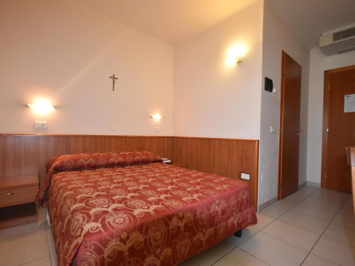 Hotel E Appartamenti La Solaria San Giovanni Rotondo Bagian luar foto
