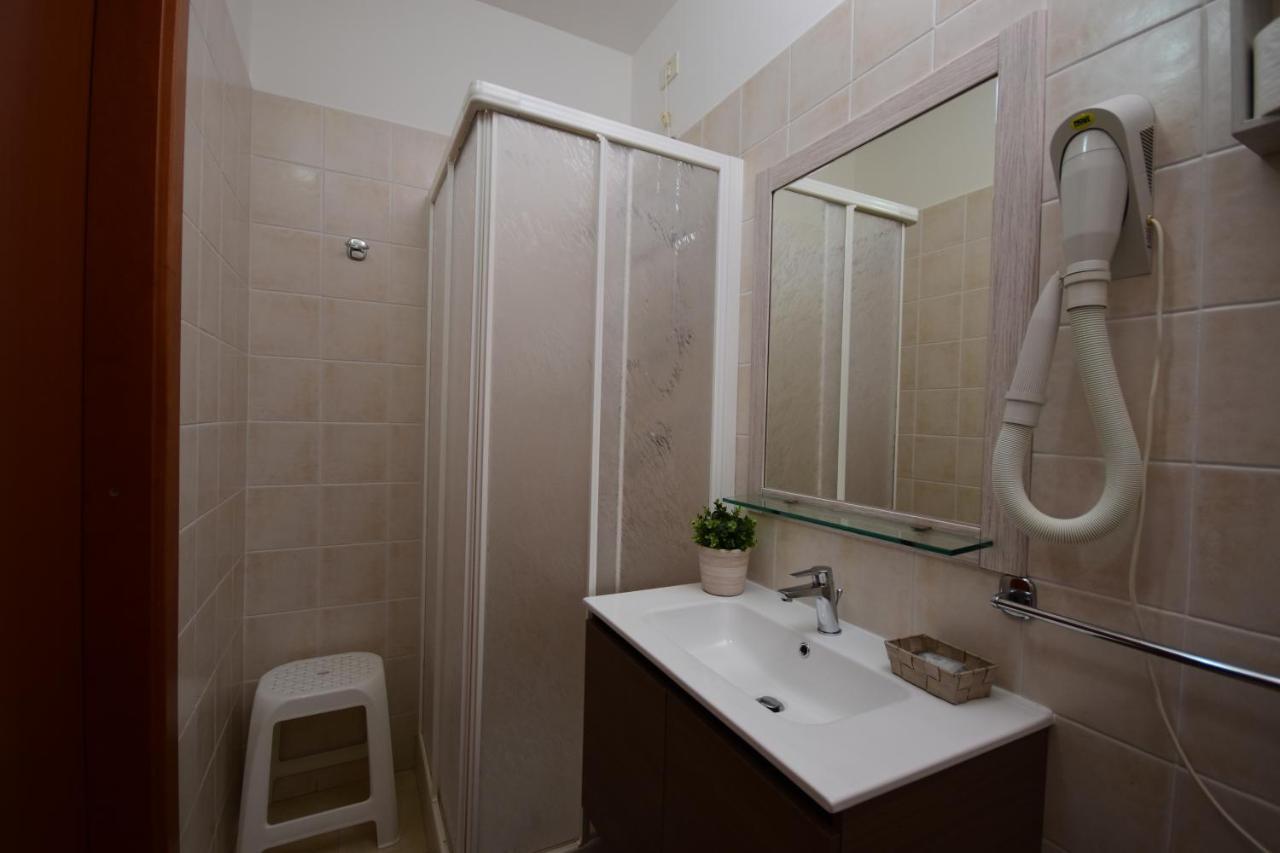 Hotel E Appartamenti La Solaria San Giovanni Rotondo Bagian luar foto